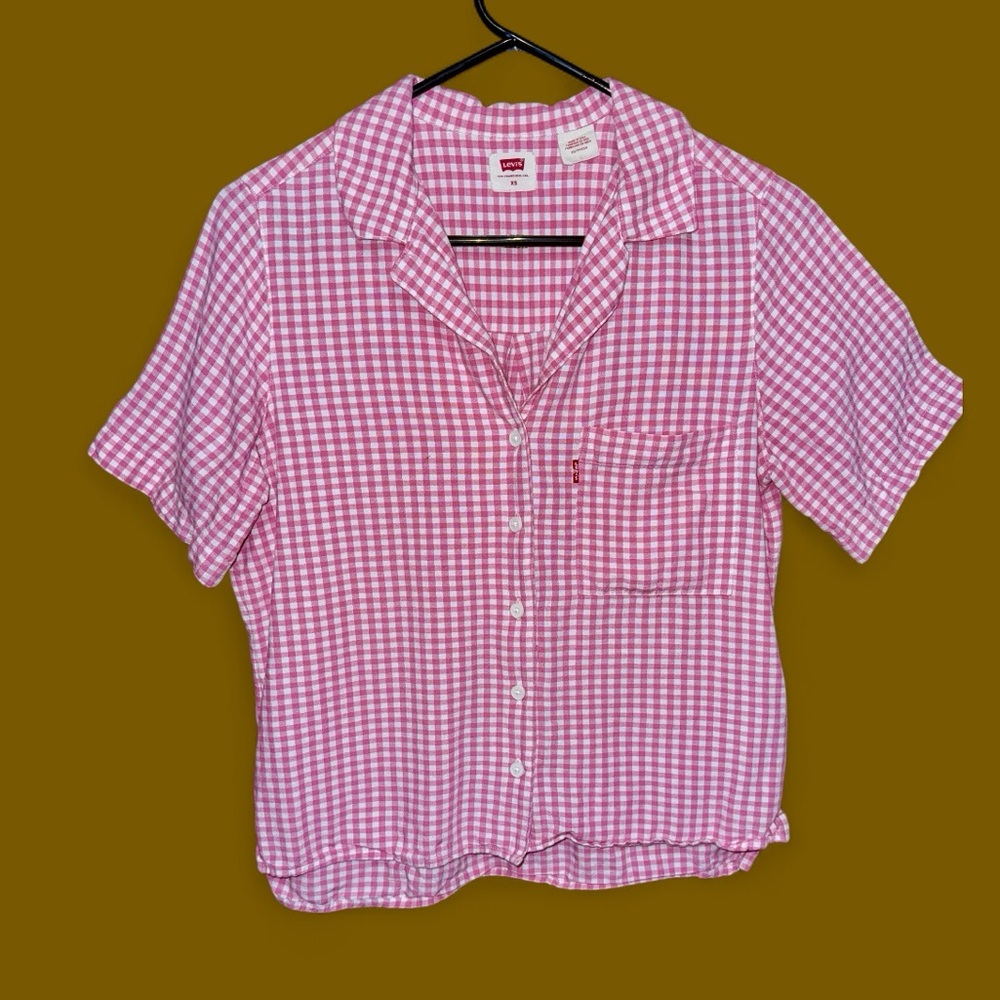 Levi's Pink Checkered Button Down Shirt